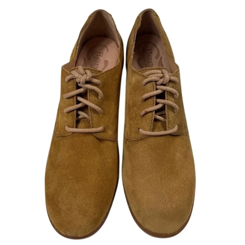 Born tan suede